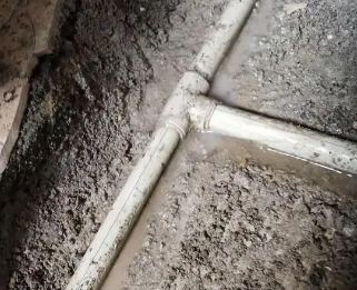 梁子湖漏水维修电话